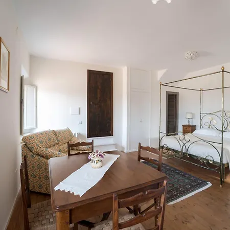 Umbrian Charm With Pool Alfresco Delight