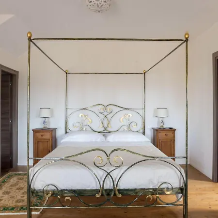 Umbrian Charm With Pool Alfresco Delight 아파트 콜라조네